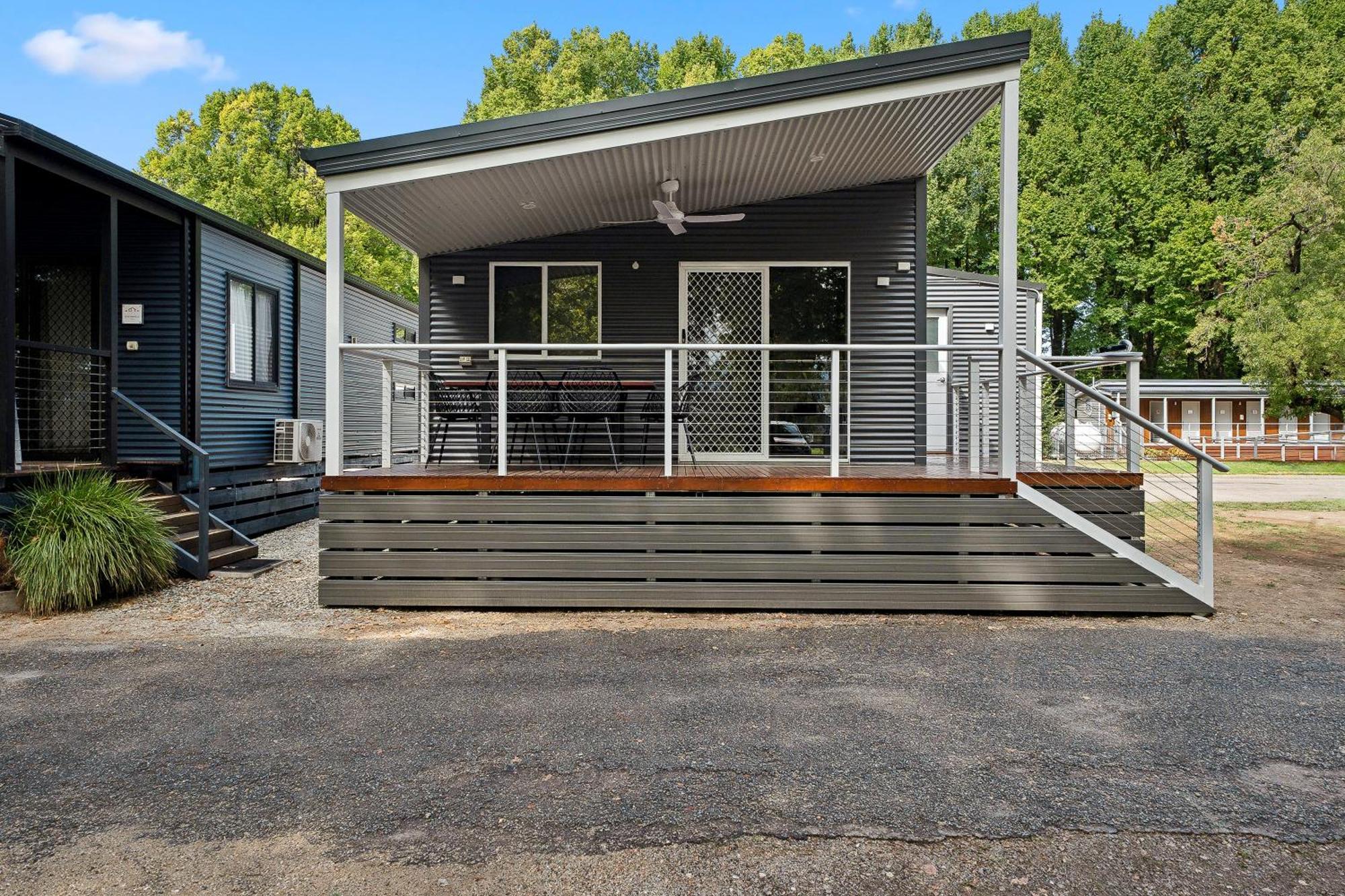 Myrtleford Holiday Park Kültér fotó