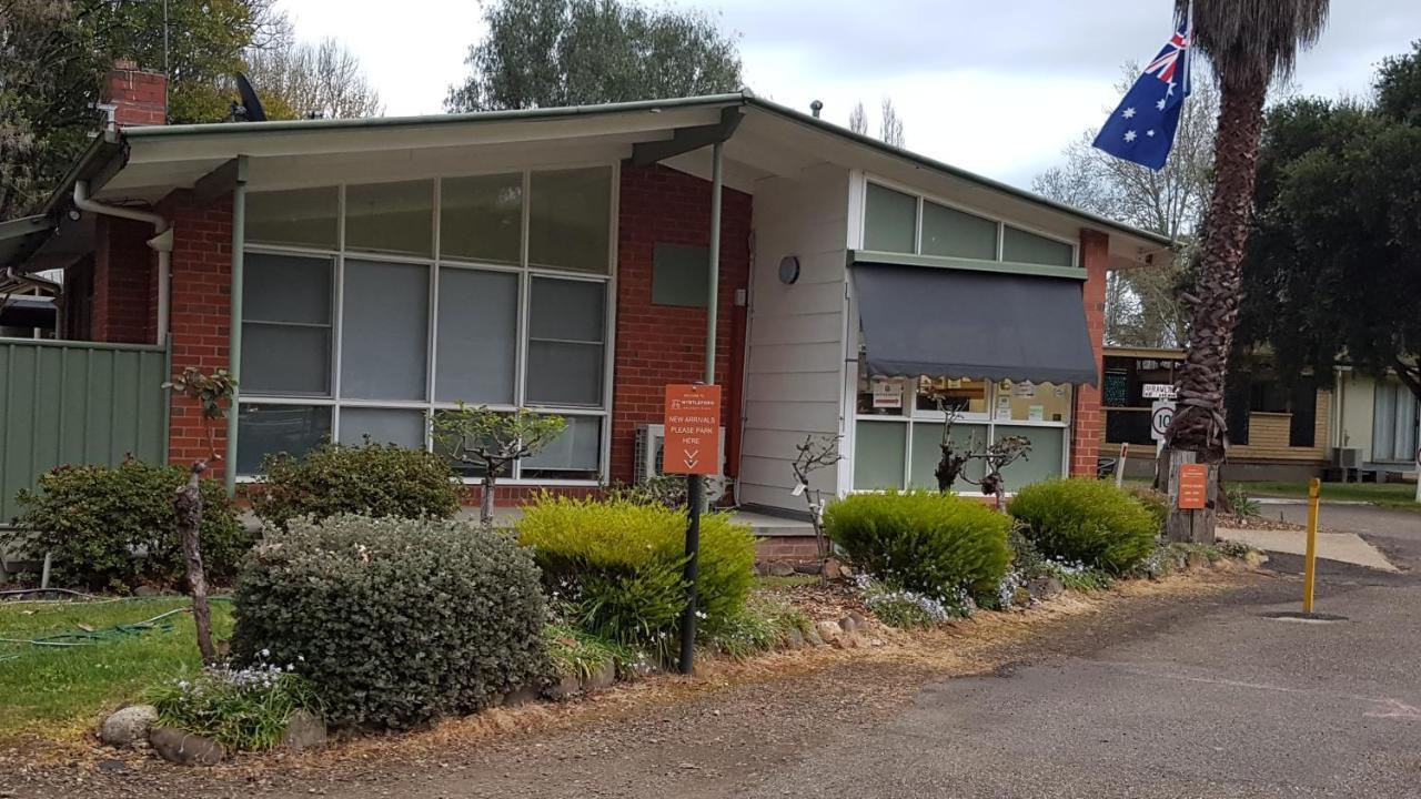 Myrtleford Holiday Park Hotel Kültér fotó